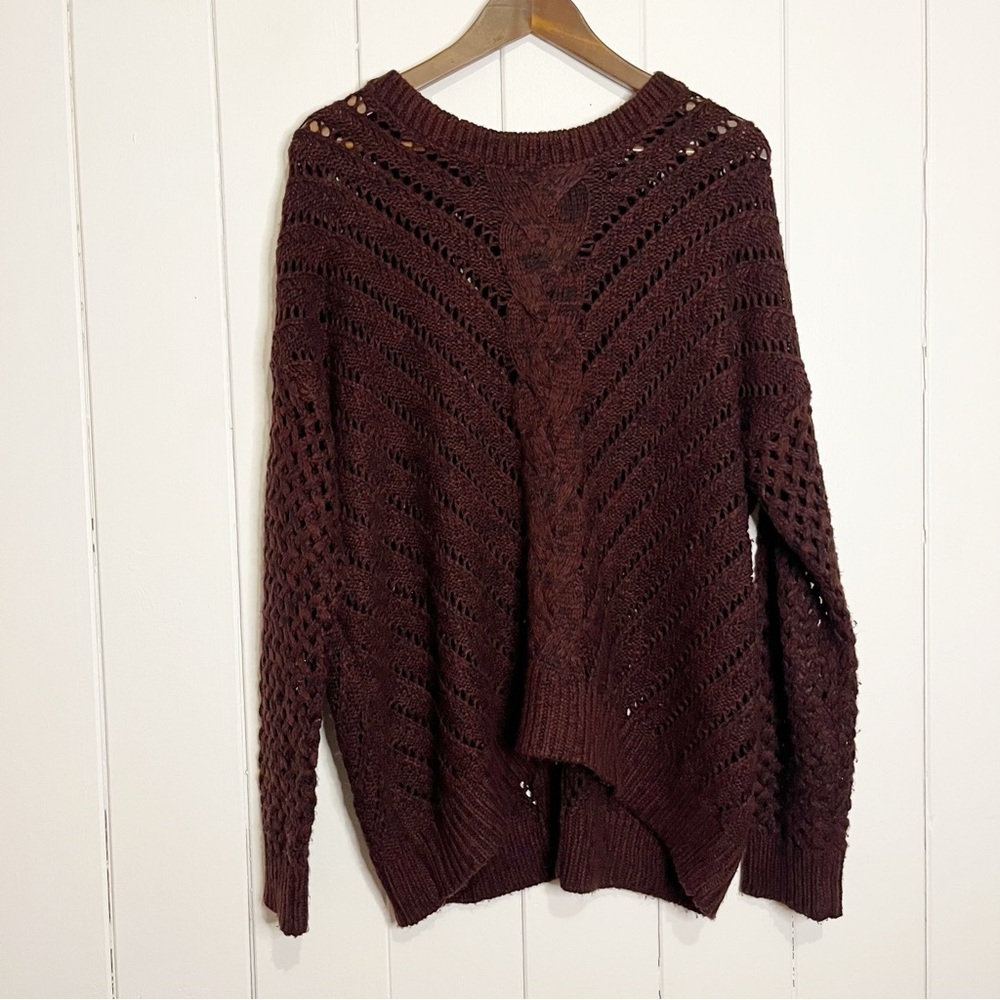 Attitude Burgandy Knit Sweater. Size Large.